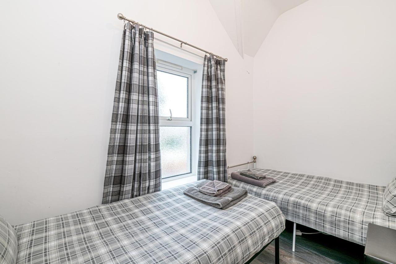 Two Bedroom Holiday Apartment Colwyn Bay Εξωτερικό φωτογραφία